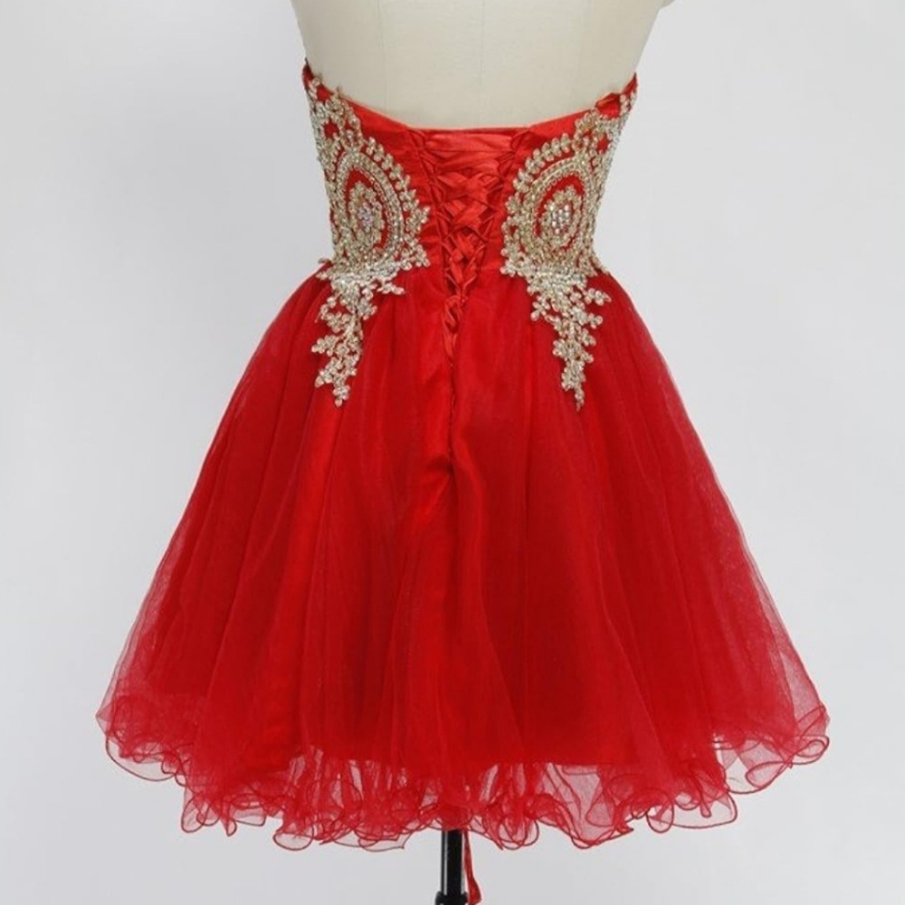 Red Dress - Picture 2 of 2